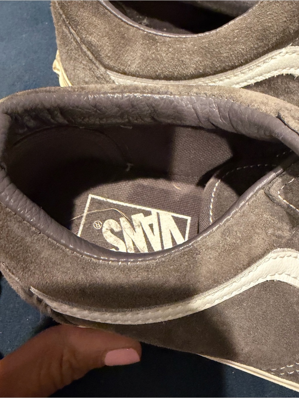 Vans Men’s Old Skool Suede Sneakers - Gray with White Stripe size 8 - Picture 5 of 7
